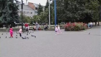 ВІЛ-позитивним людям дозволять усиновлювати дітей